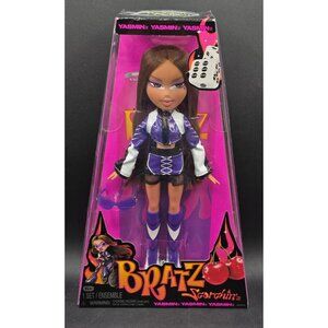 Bratz Scorchin Yasmin Doll In Original Packaging Collectible Purple Outfit Acces